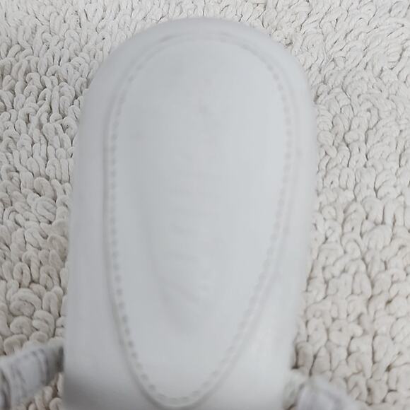 🐲SCHUTZ🐲 AGATHA MID SQUARE TOE WHITE LEATHER LADIE 6 CROME KITTEN HEELS NWOB - Picture 6 of 16